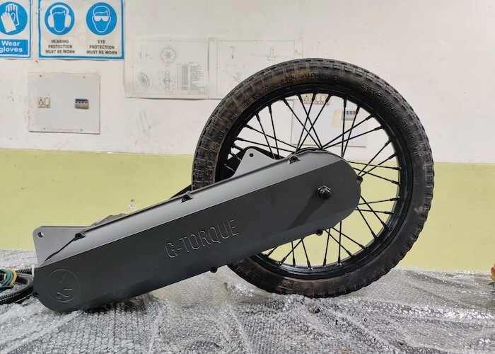 大きな車輪を装備した電動車のパワートレイン