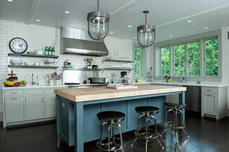 Artisan kitchen used as focal point of marketing for Briarcliff Hilltop architecture