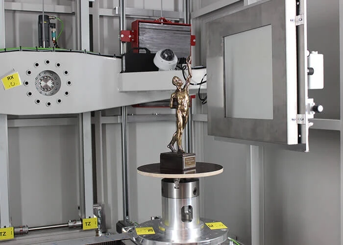 Statue in X-ray cabin