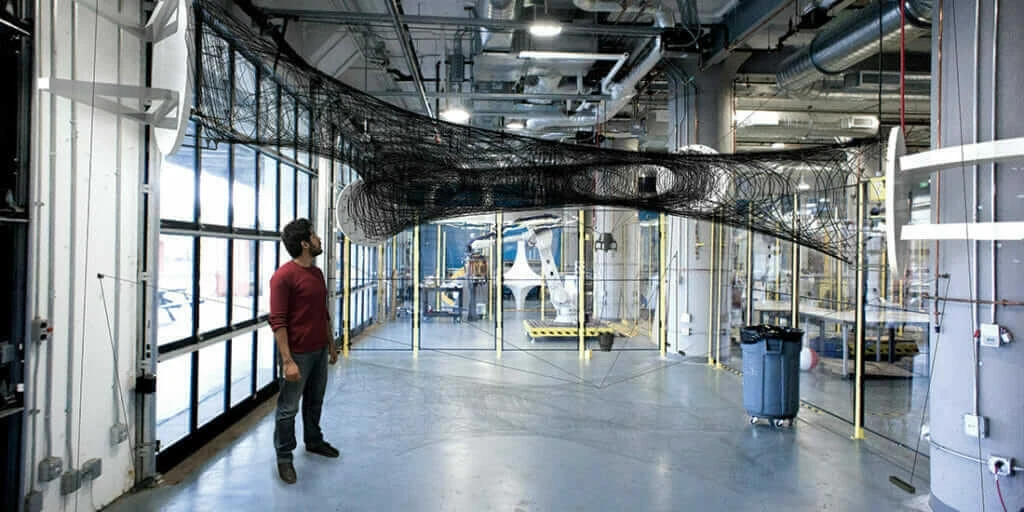 teaser-carbon-fiber-building