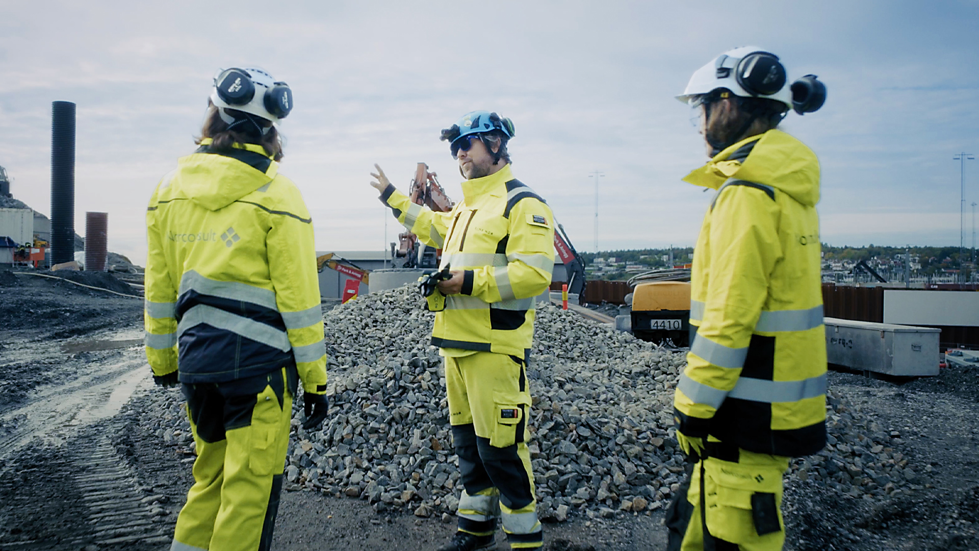 Building a railway station