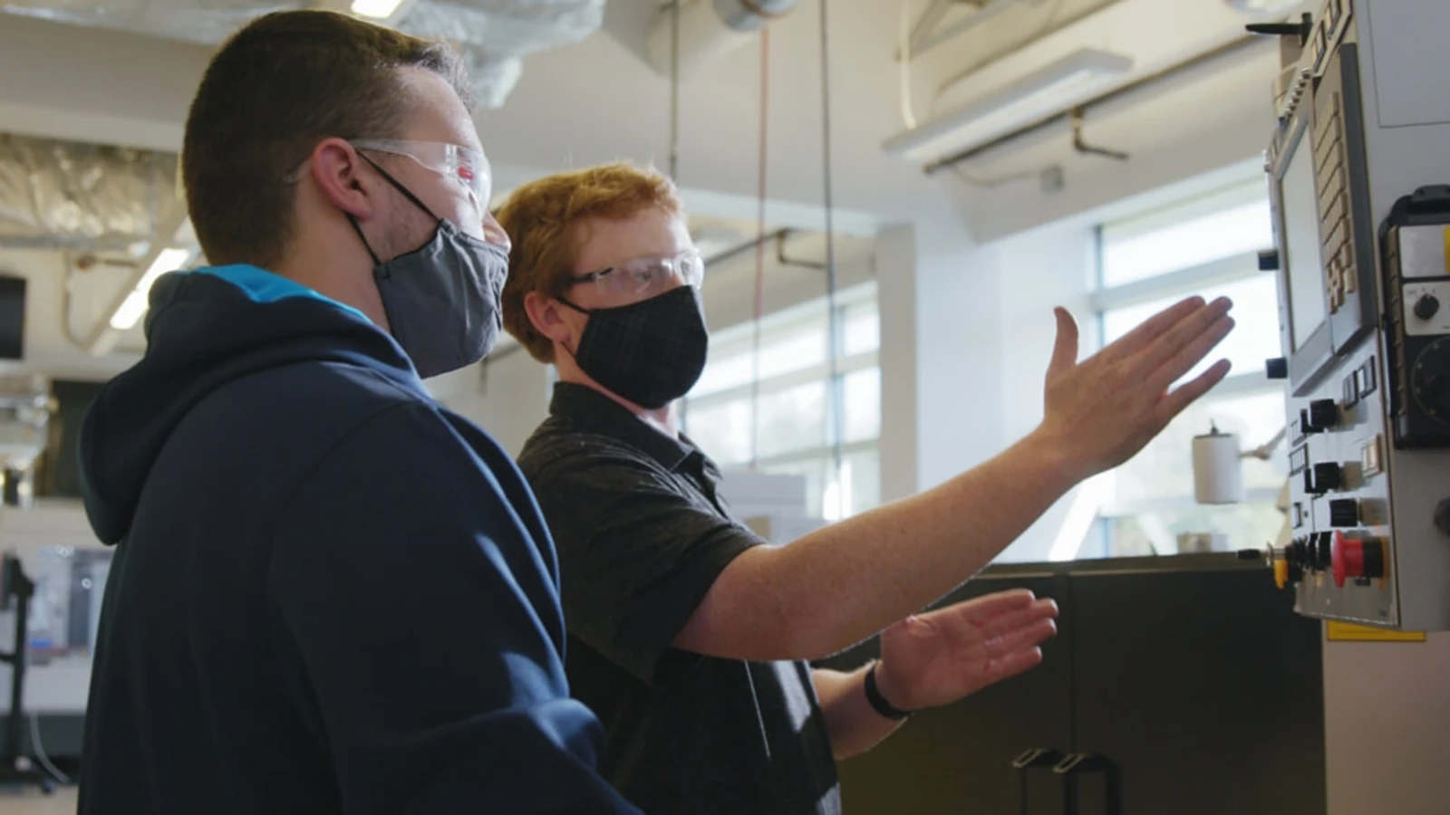 Advanced Manufacturing Course Community colleges reinvent advanced manufacturing training