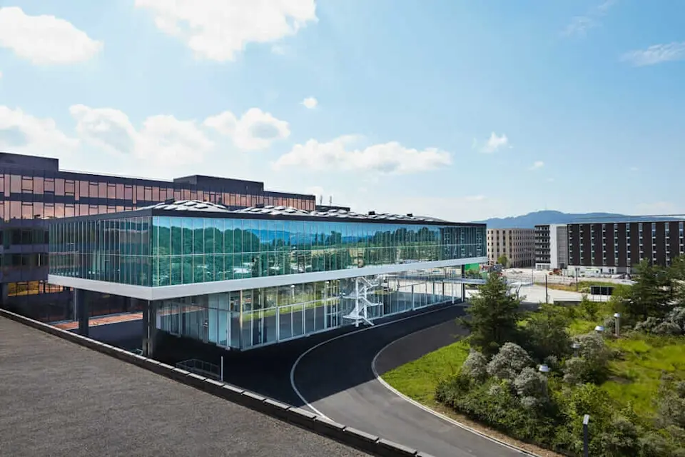 Northwestern view of the Arch_Tec_Lab’s professors’ floor and Robotic Fabrication Laboratory