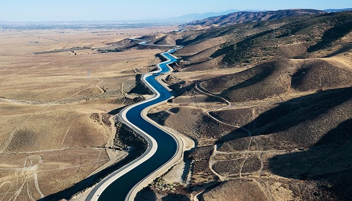 The California Aqueduct snakes through the Central Valley.