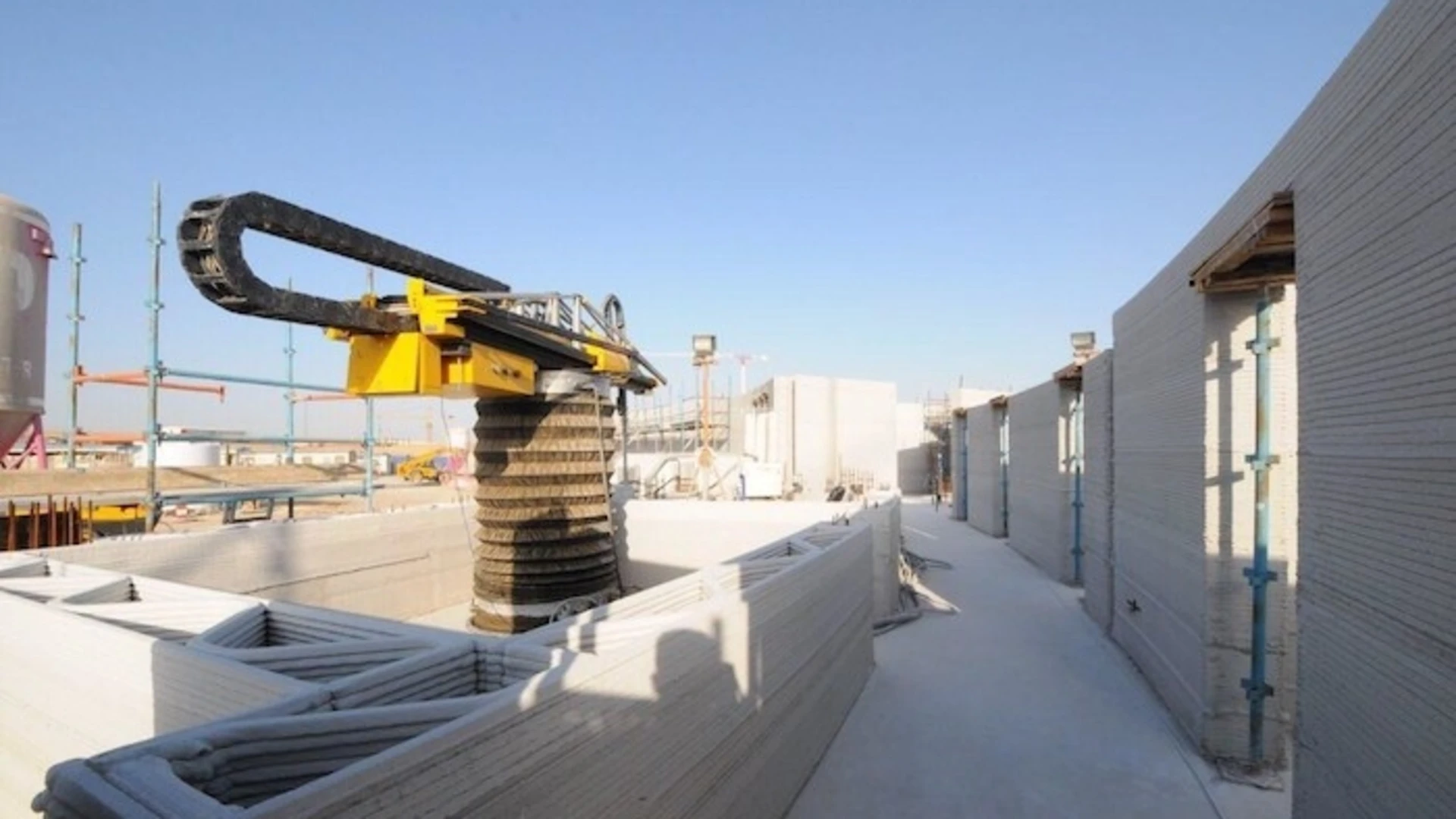 What material does a 3D printer use? Plastic, metal, and more