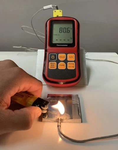 Die integrierten Sensoren sammeln Informationen, beispielsweise Ć¼ber die Umgebungstemperatur, und Ć¼bermitteln sie an den Anwender. Mit freundlicher Genehmigung von Tri-D Dynamics.