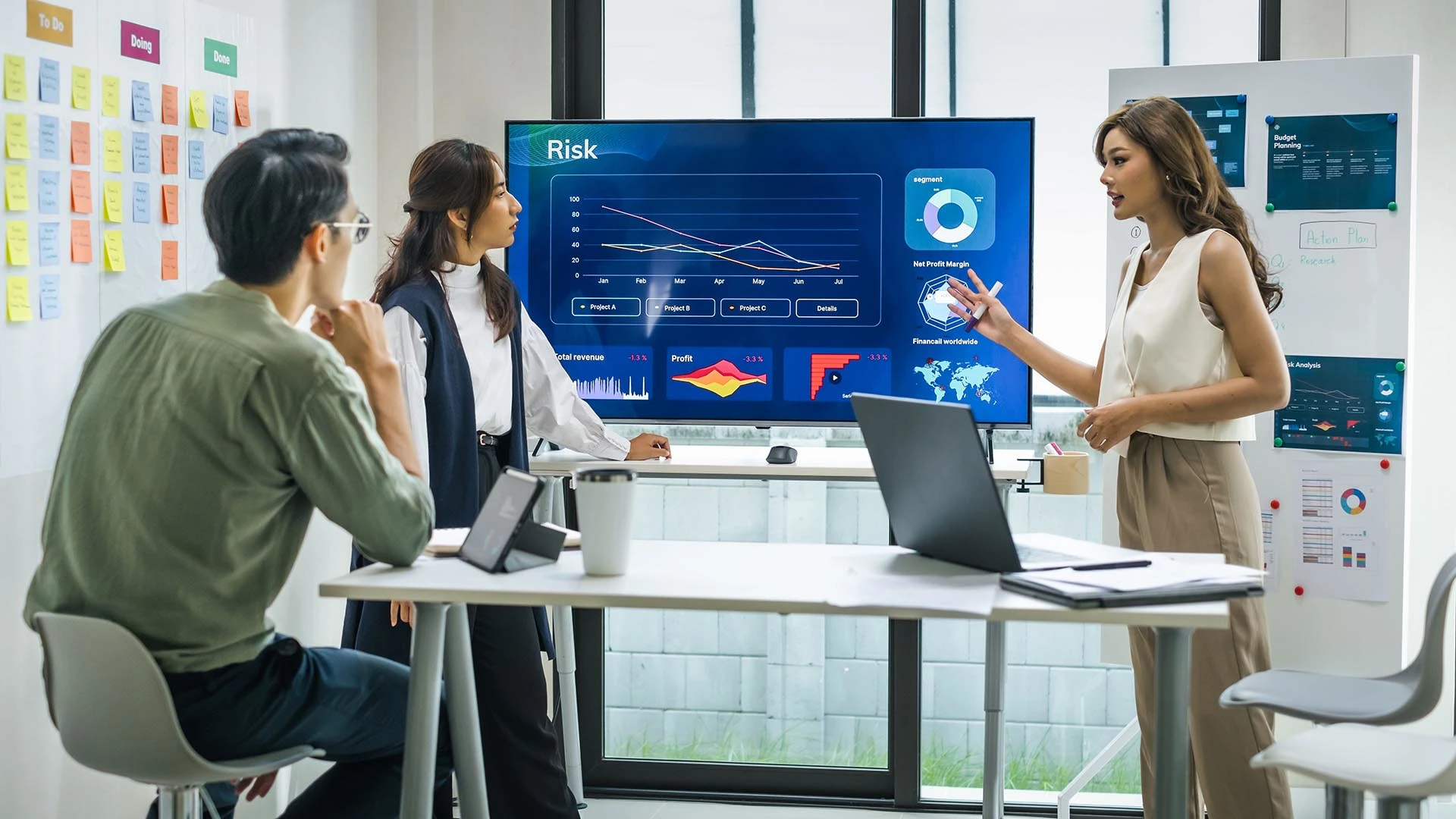 不確定要素を評価して明確な目標を設定することはレジリエントなイノベーション戦略を構築する上で極めて重要なステップだ