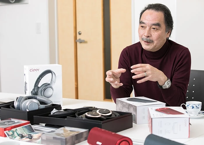 株式会社日南のクリエイティブスタジオ デザインディレクター、岡 広樹氏