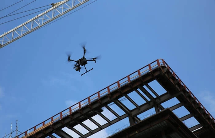 承包商 Trubeck建造位于旧金山的优步新总部大楼期间，使用无人机在工地拍摄数据