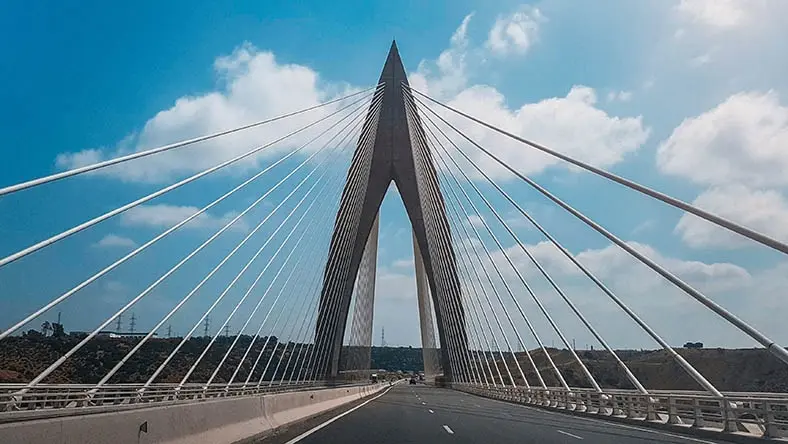 A photo shows the design details of Morocco's Bouregreg River bridge span.