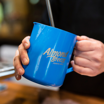 Blog - What makes Almond Breeze froth