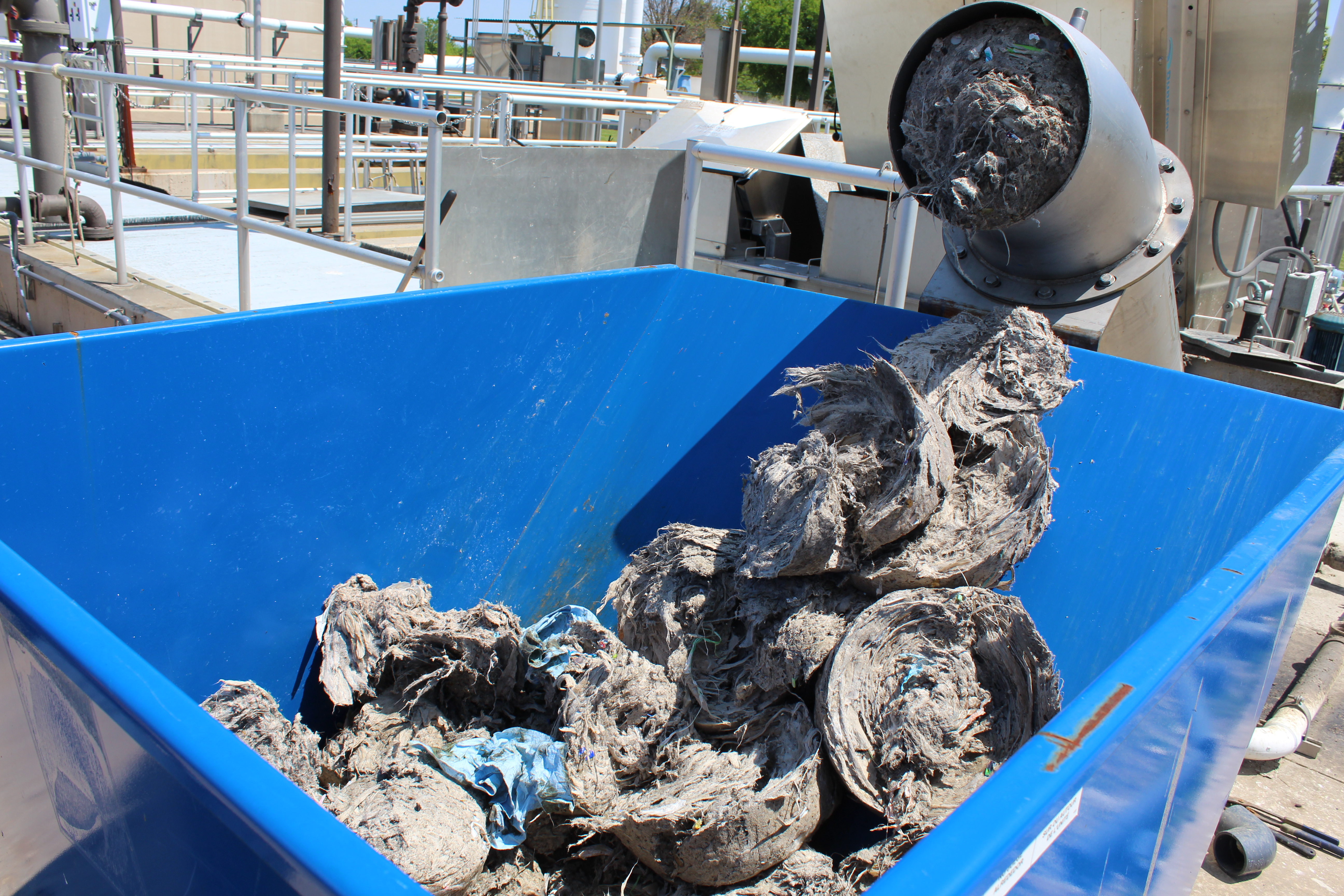 flushable wipes pump clog