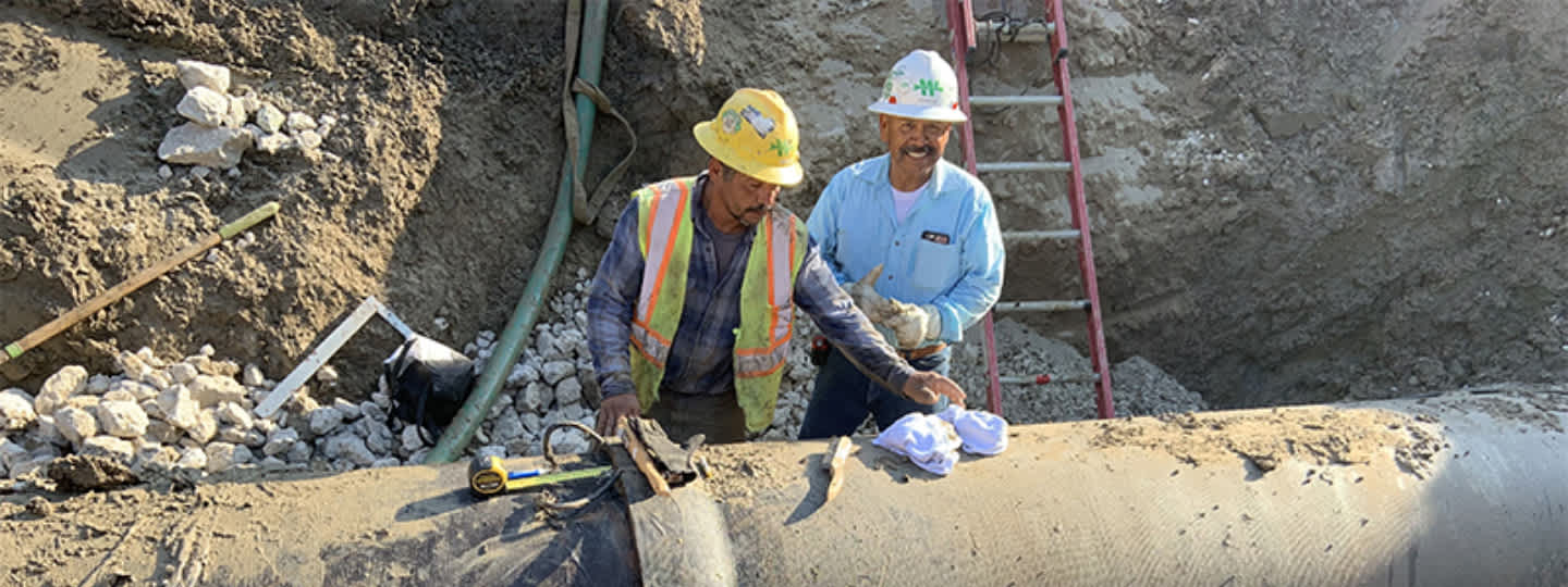 UTRWD Water Pipeline Construction Workers