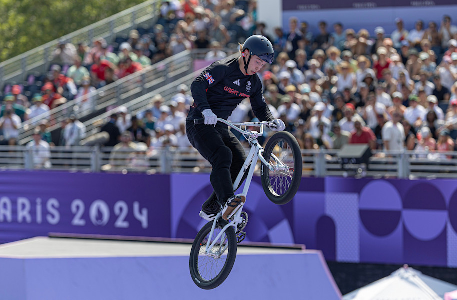 Kieran Reilly qualifies top ahead of BMX Freestyle final | Team GB