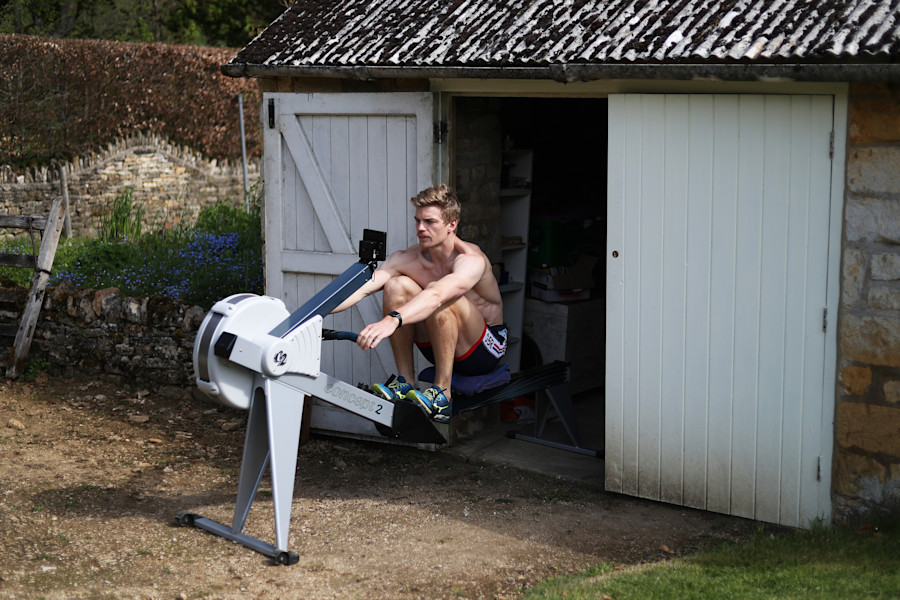 Rowing's George relishes lockdown record | Team GB