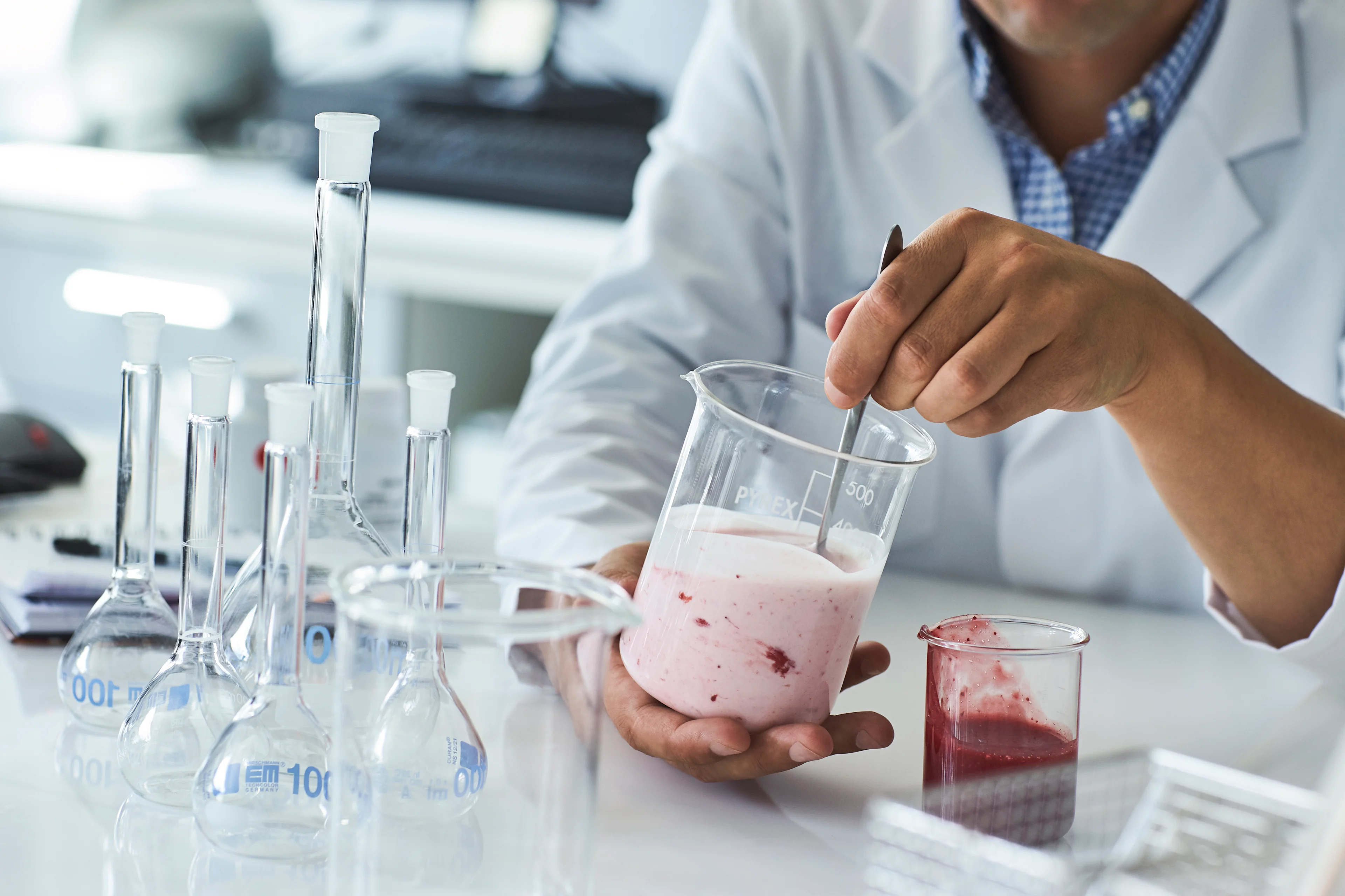 06-IMAGE Chr-Hansen-lab-dairy-pink-Fragaria edited