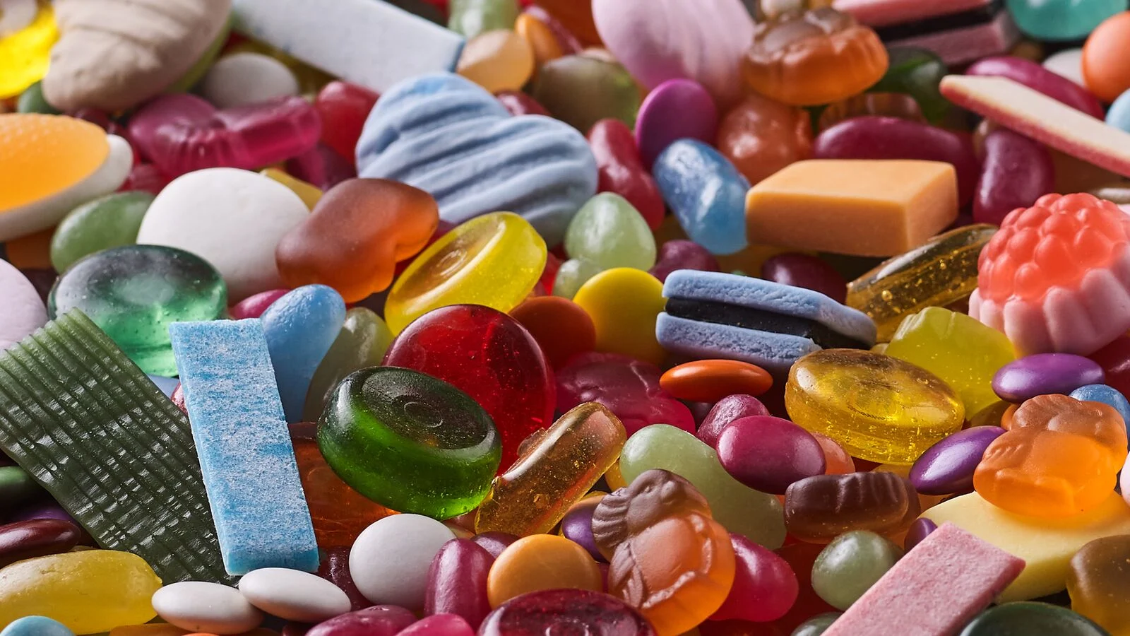 large-Oterra-mix-confectionery-wp-0318 1