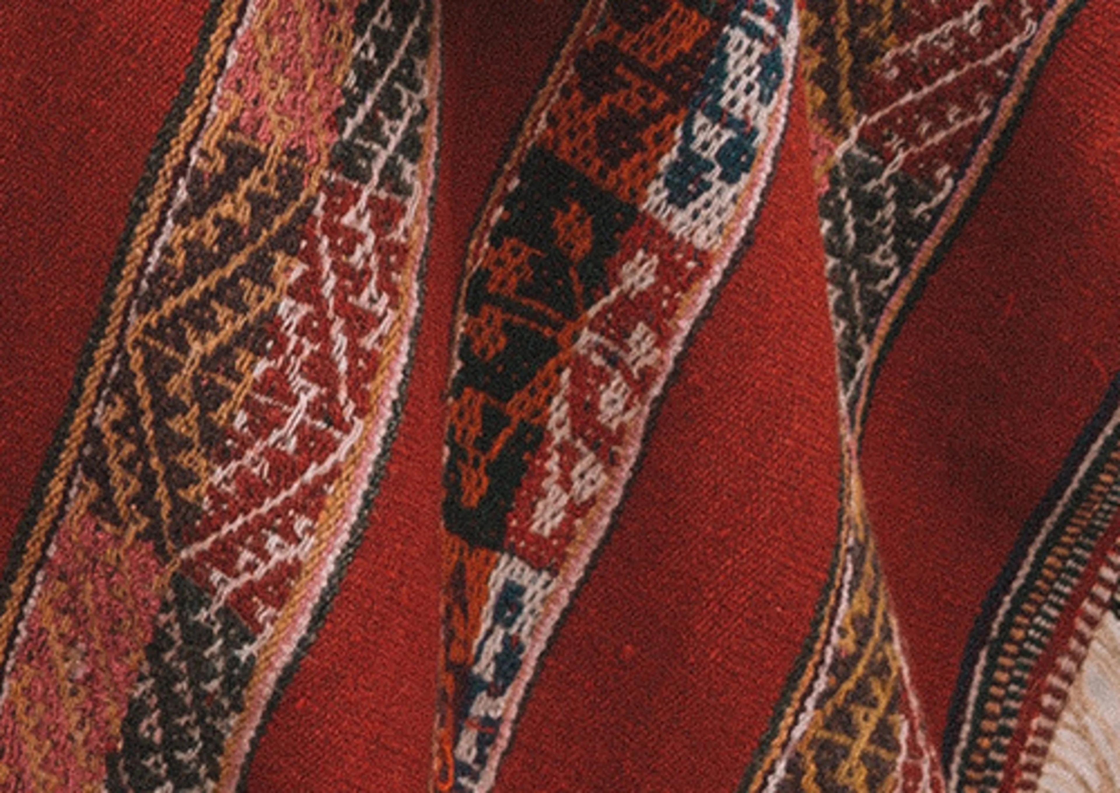 cochineal, also known as carmine, can color textiles Peruvian cloth colored with carmine. Complements Alex Azabache