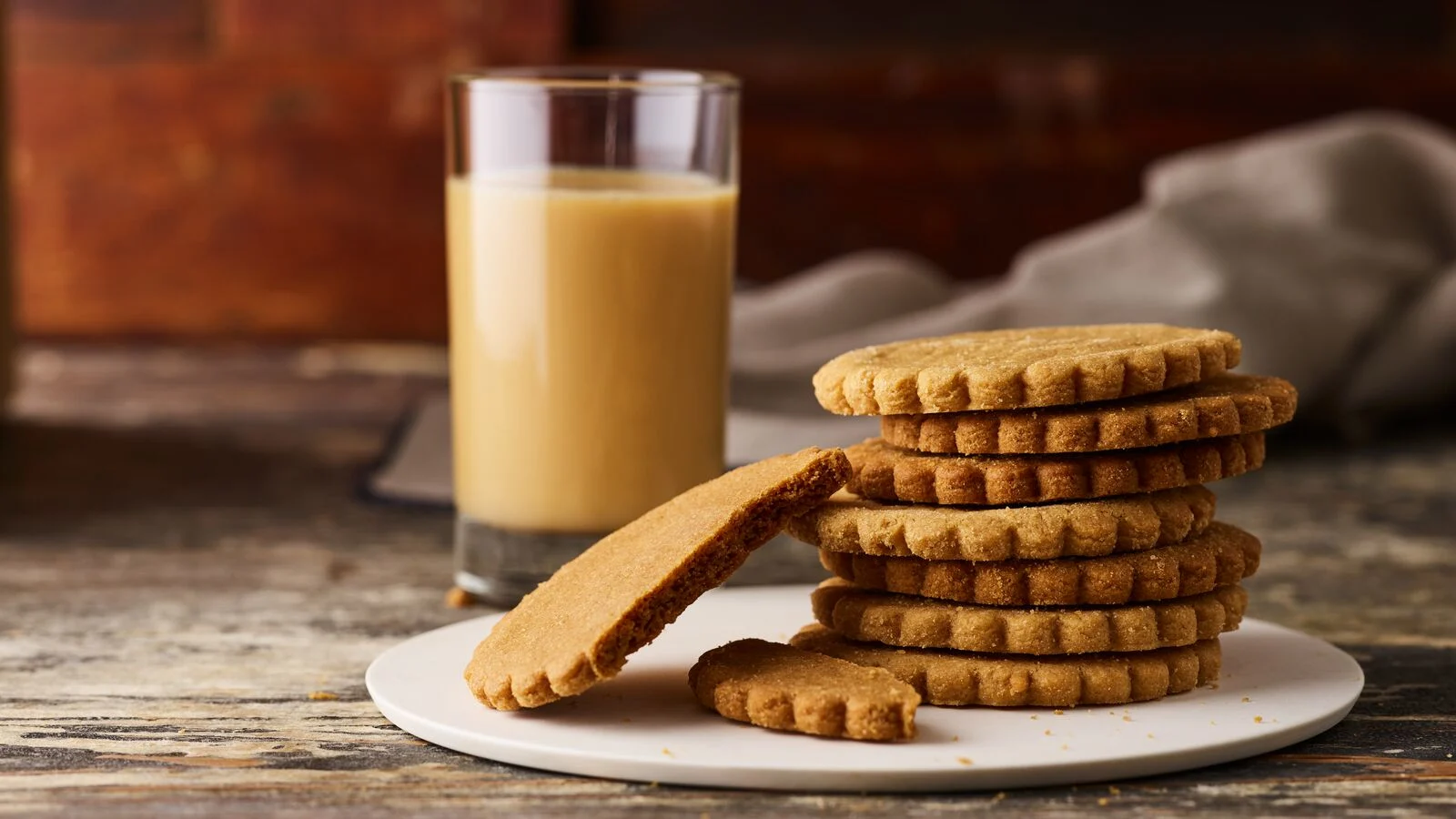 large-Oterra-apple-cookies-oat-milk-FG-0823