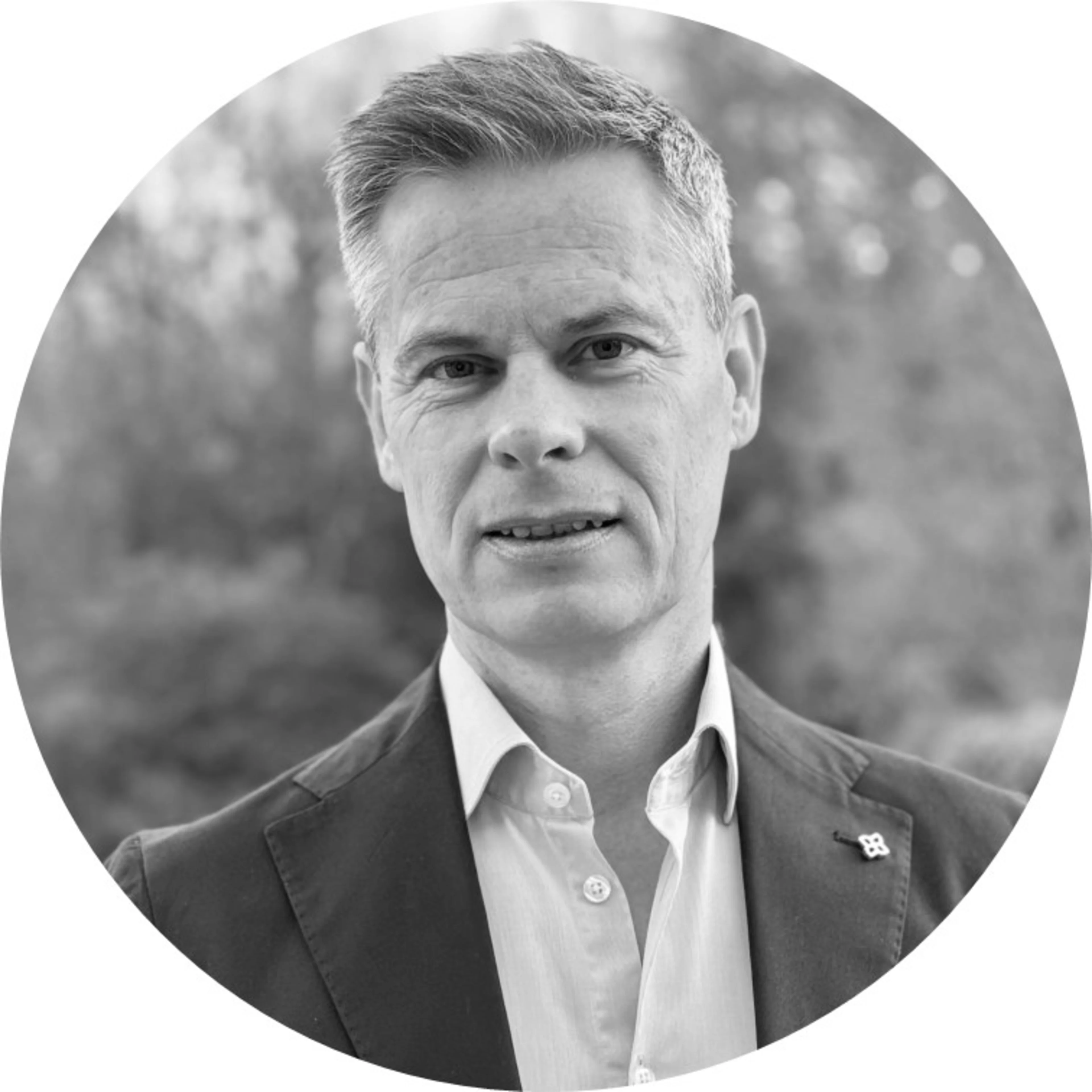 Jesper Svarer