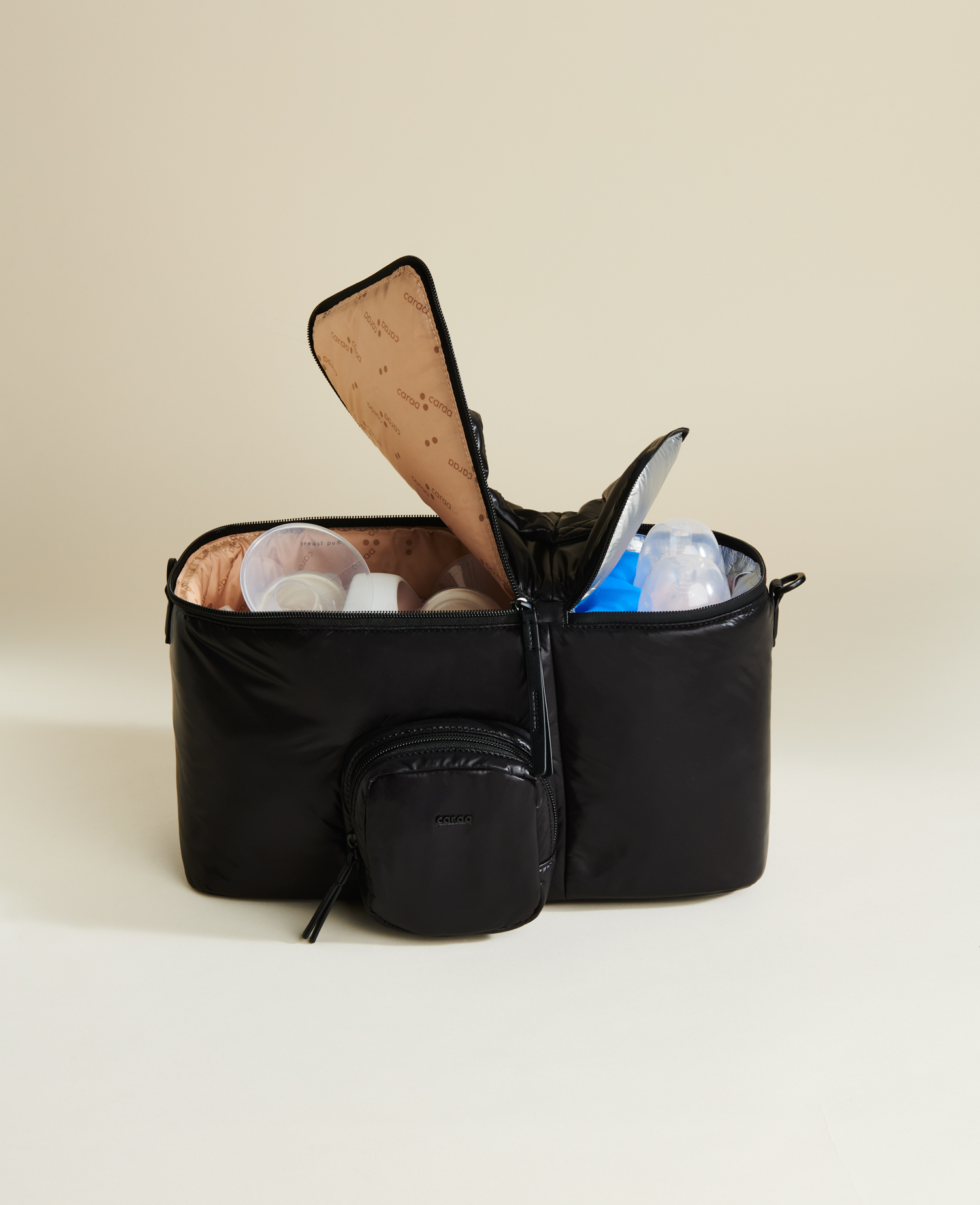 Caraa Baby Pump Bag Nylon in Black Recycled Water-Repellent Nylon
