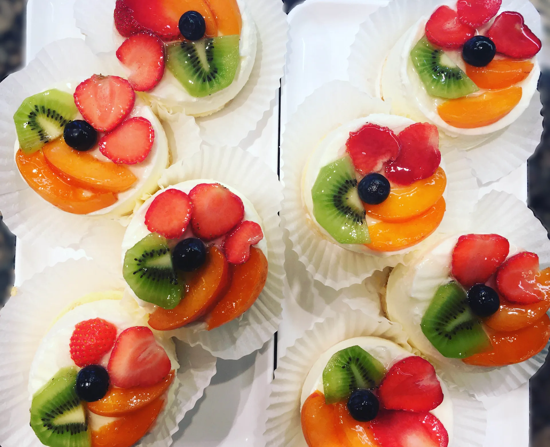 Außenansicht der Konditorei-Café Heider am Marktplatz in Prien am Chiemsee