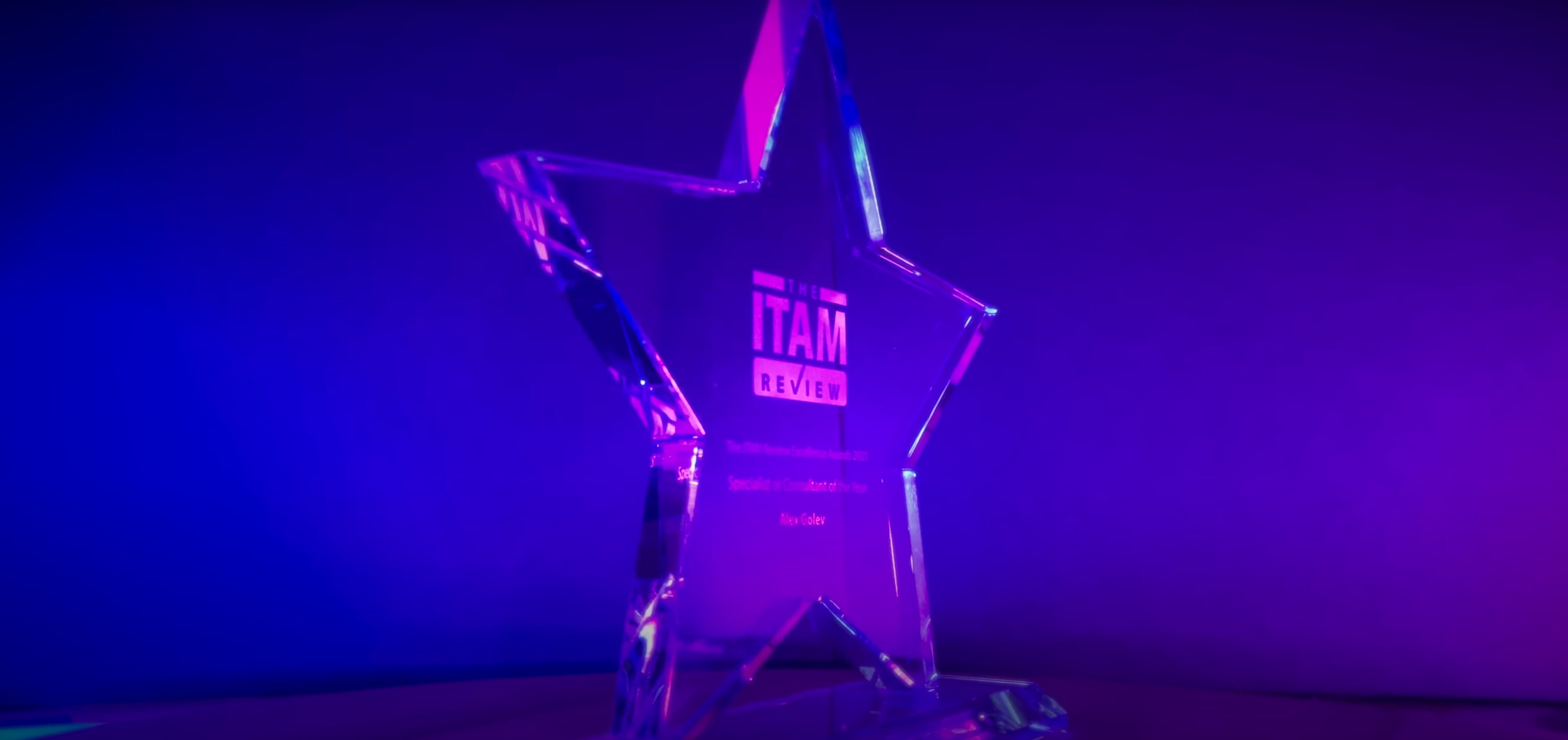 Alexander Golev receives Consultant of the Year 2021 award