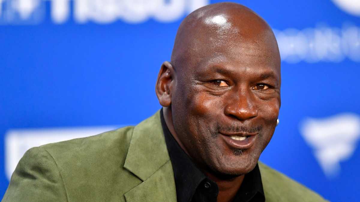 Shares of SportRadar Surge After Earnings, CEO Wants to Make Investor