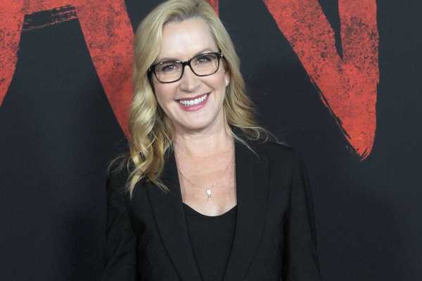 'The Office' Actress Angela Kinsey's New Advil Deal Helps When She Refuses to Act Her Age