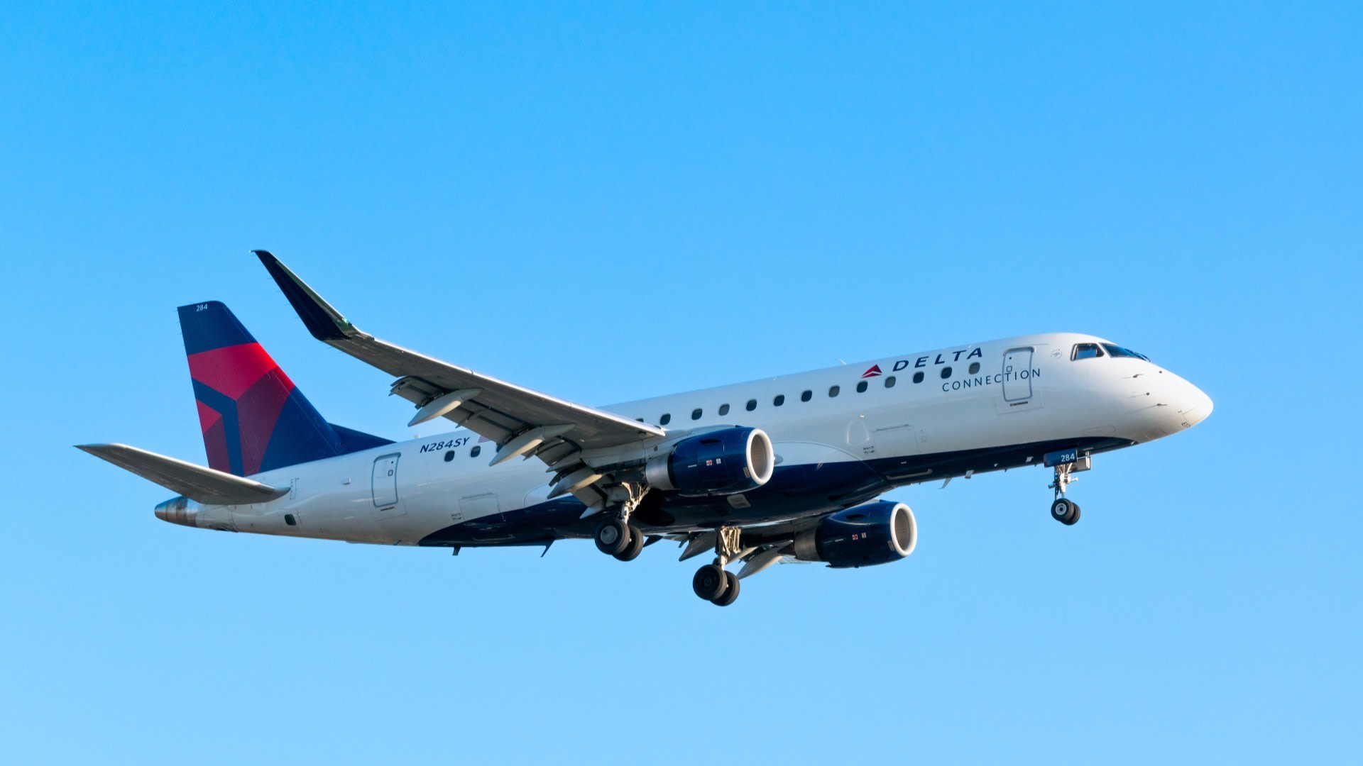 Delta Air Lines Revenue Soars as Consumers Still Feel Travel Bug