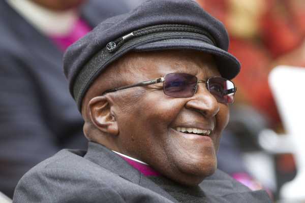 Need2Know: Flight Cancellations, Pediatric Hospitalizations & Remembering Desmond Tutu