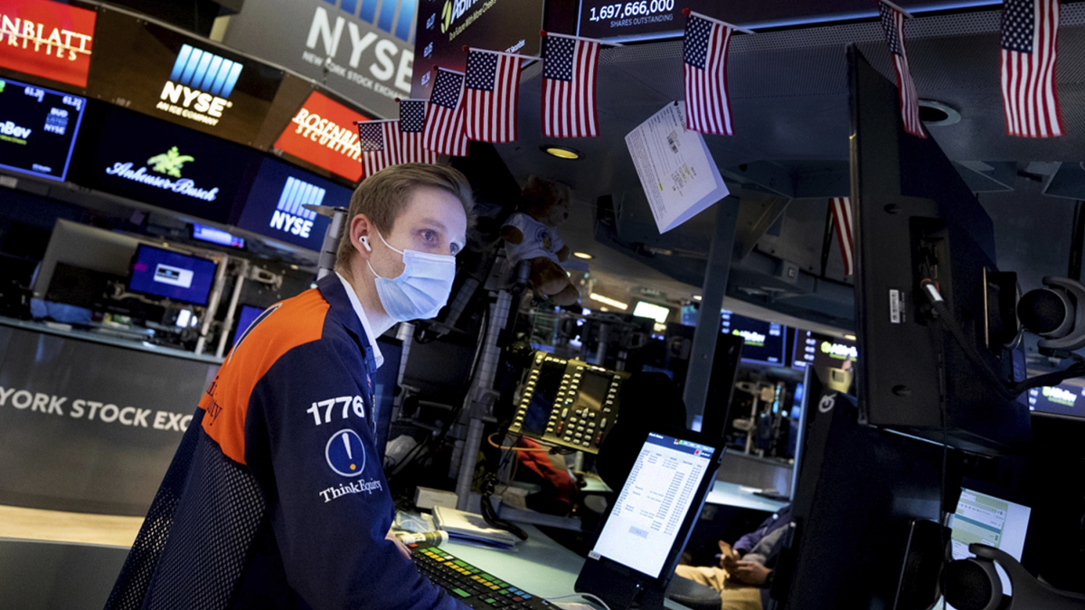 Stocks End Another Up-and-Down Day With Mixed Results