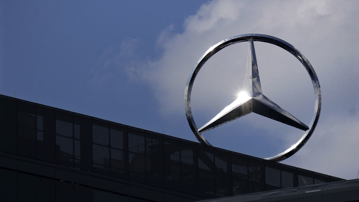 Daimler AG to Pay $1.5 Billion to Settle Emissions Cheating Probes