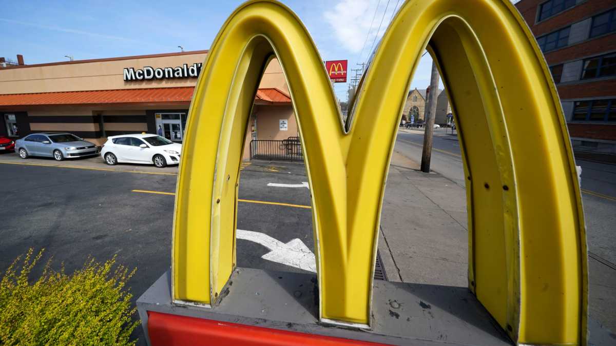 Federal Judge Dismisses False Advertising Claims Against Wendy's, McDonald's