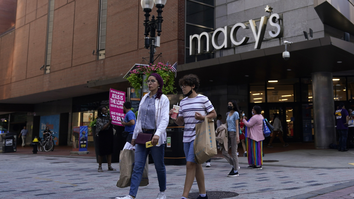 The Week's Top Stories: Retail Rebound, Booster Shots, T-Mobile Hack