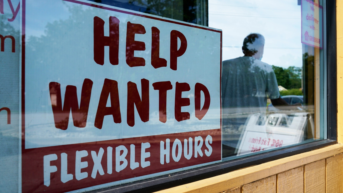 Labor Market Shows Resilience as Recession Fears Grow