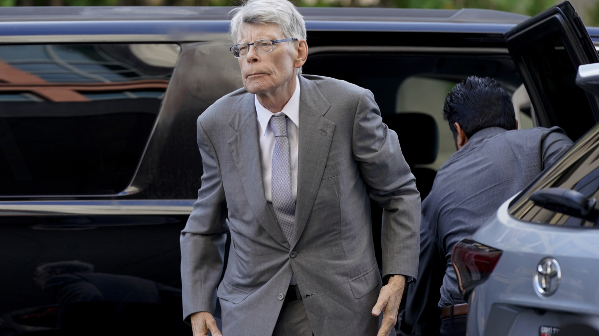 Stephen King Testifies for Government in Books Merger Trial