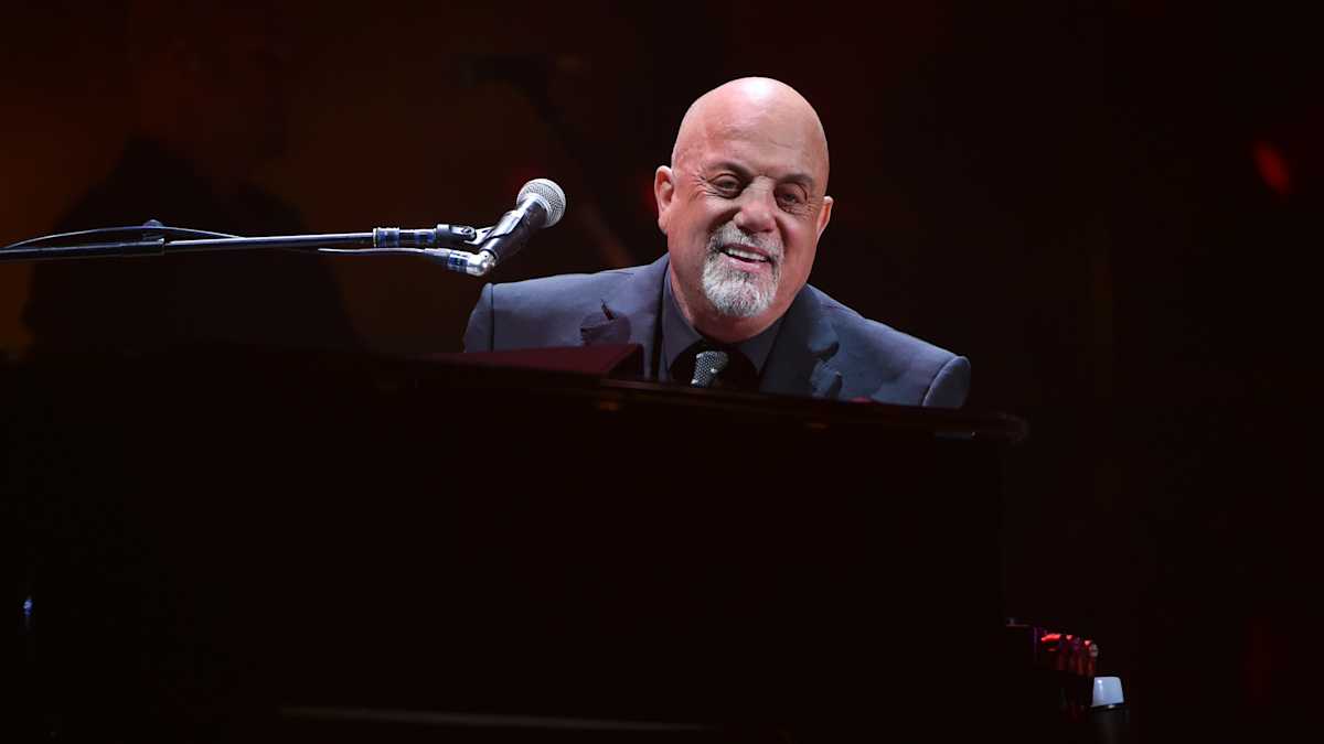 Billy Joel to End His Record-Breaking Concert Series at Madison Square ...