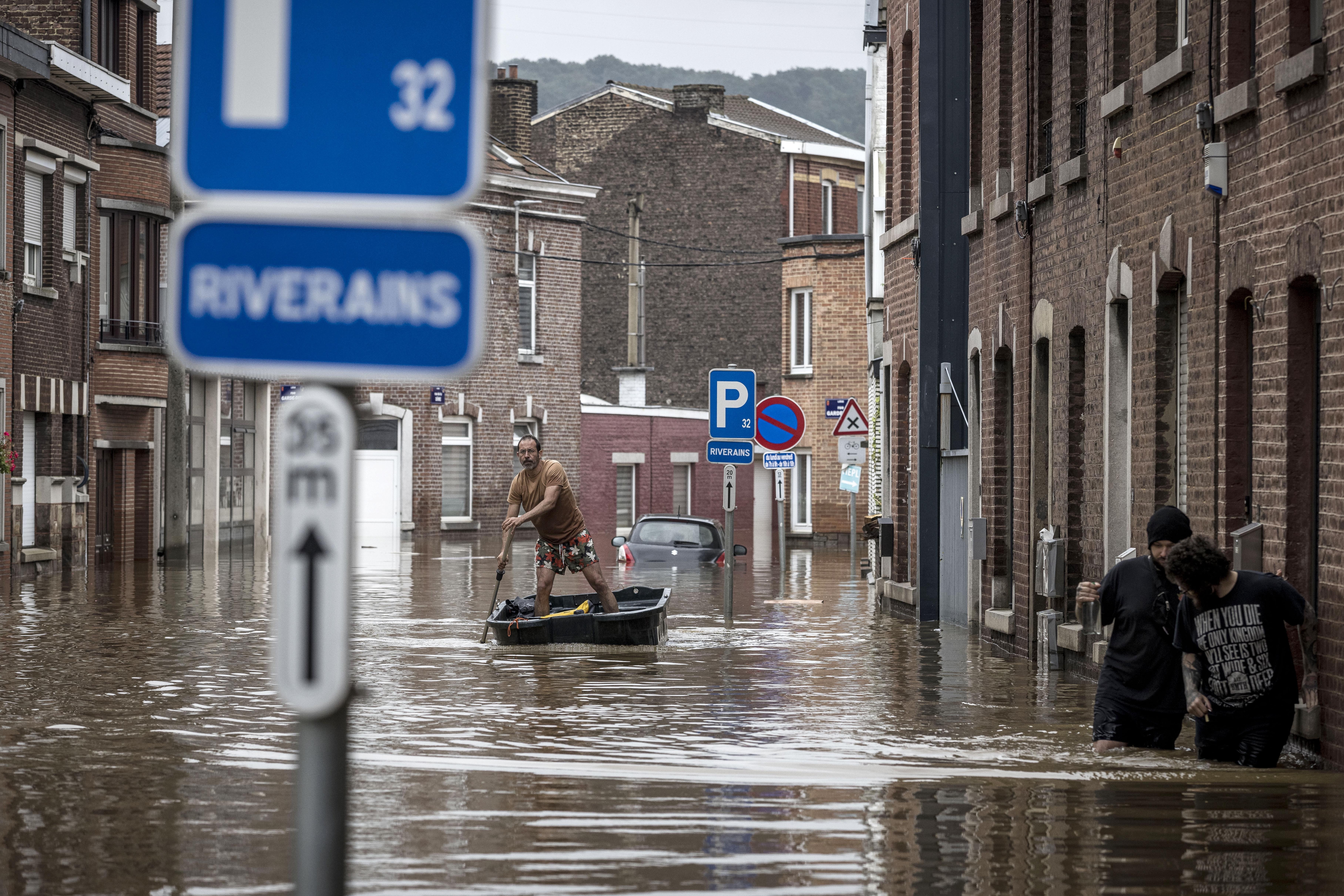 Наводнение чаще. Наводнение в Бельгии 2021. Floods in Europe 2021 Бельгия. Наводнение в Бельгии в июле 2021. Наводнение в Нидерландах 2021.