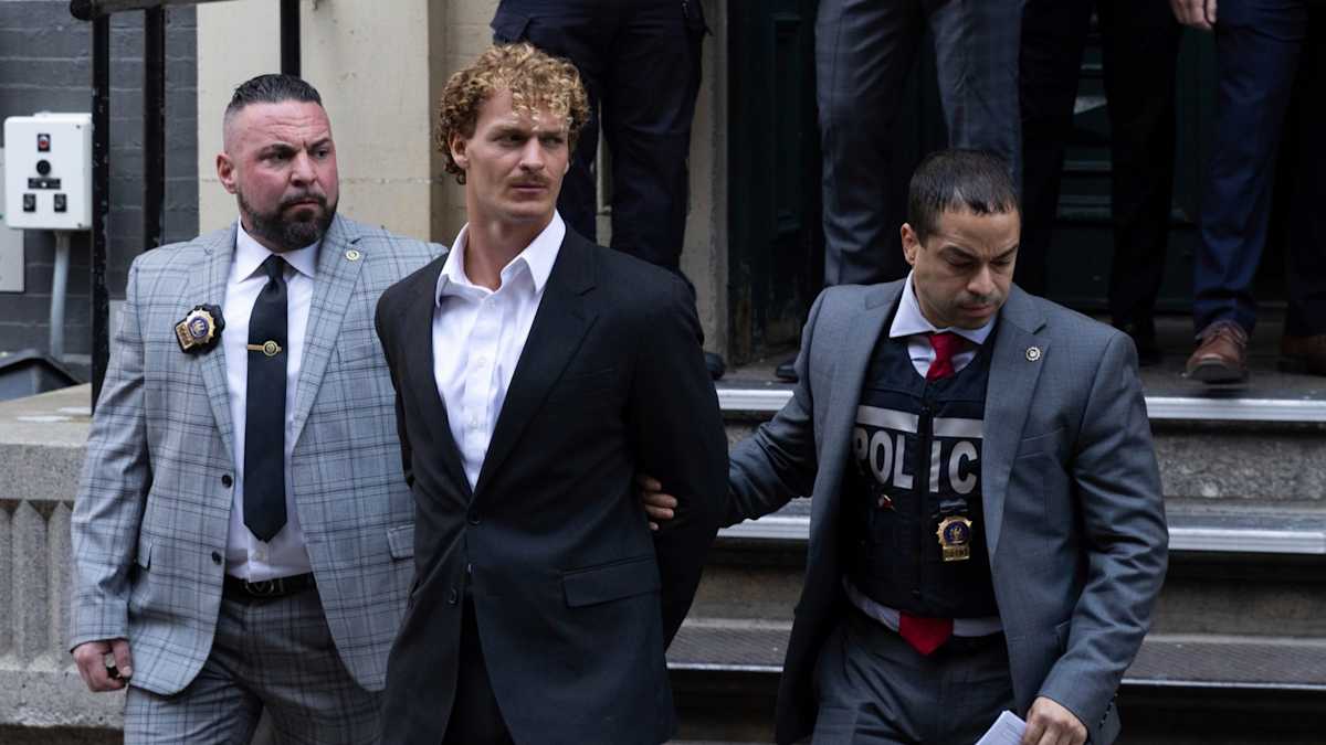 Man Who Fatally Choked Subway Rider Indicted on Manslaughter Charge