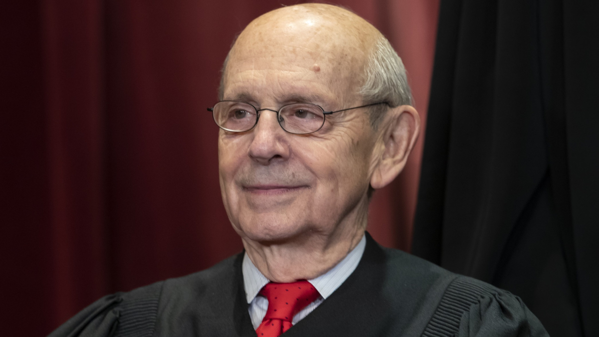 Justice Breyer Out & R. Kelly Sentenced: What You Need2Know