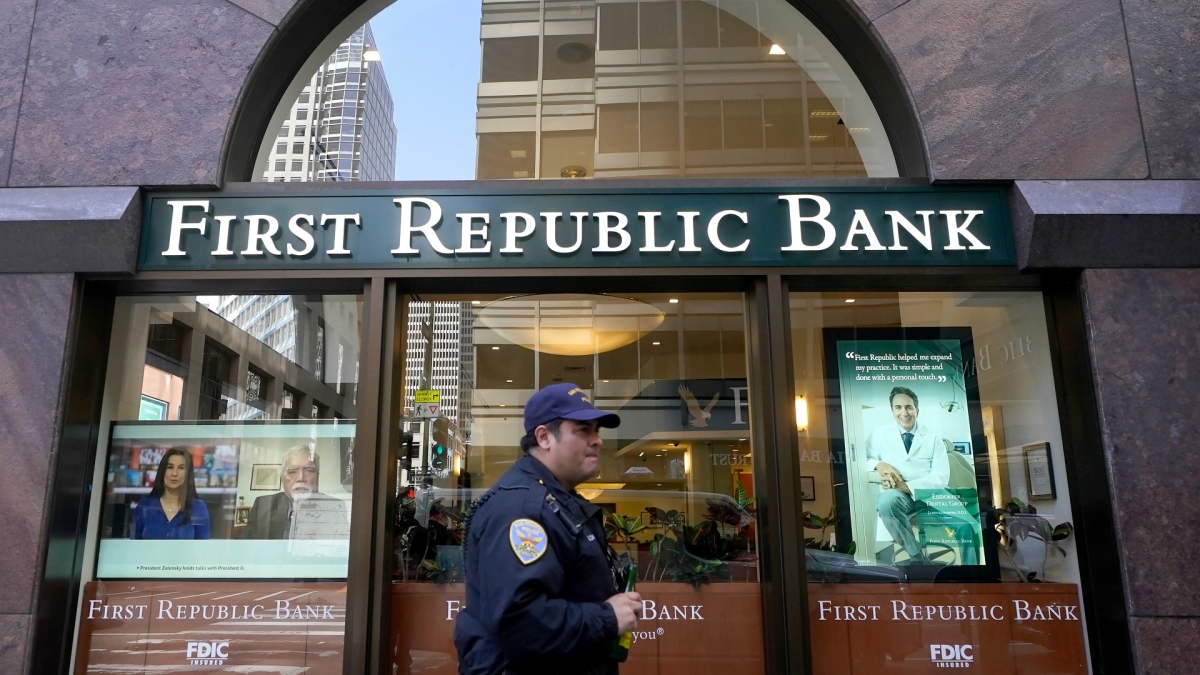 First Republic Bank Seized, Sold in Fire Sale to JPMorgan