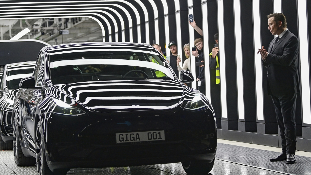 Tesla Opens 'Gigafactory' Near Berlin, Its 1st in Europe