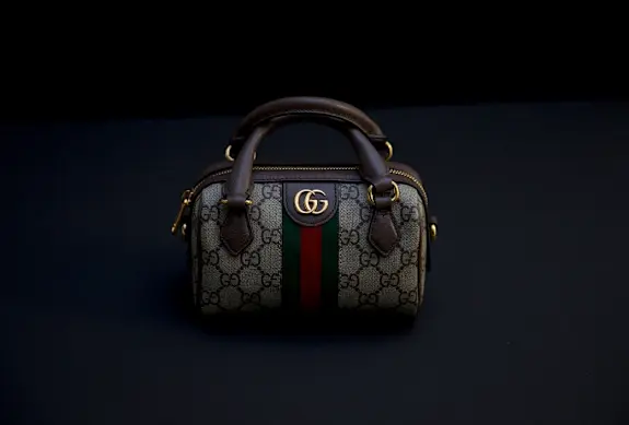 UX Home Page Medium]  – Grid – Row 1 - AW24 Spotlight: GUCCI PITEM COL CC IMG