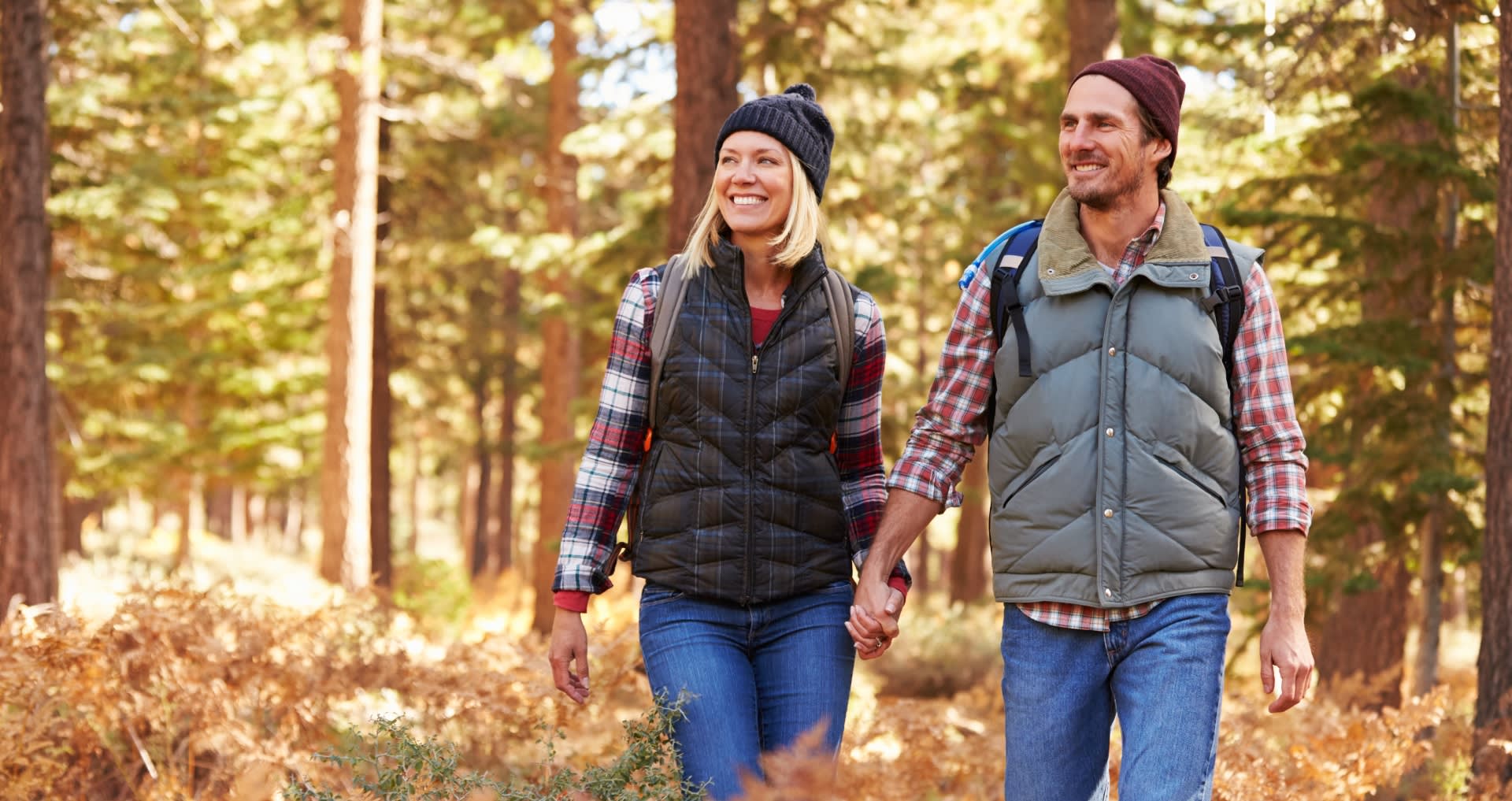 man-woman-hiking-banner