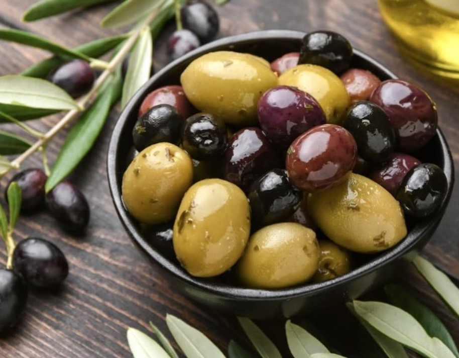 Olives- Canva 
