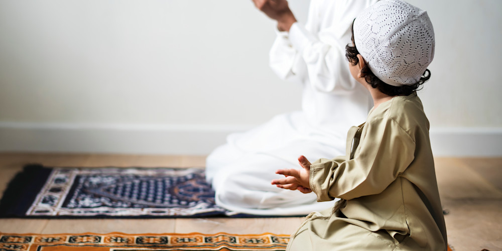 A Muslim Lifestyle: Diet, Dress, Relationships, Income, and Education