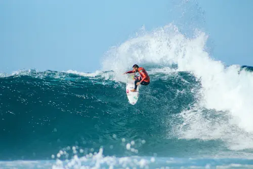 Long Beach Hosts Annual Surfing Championship