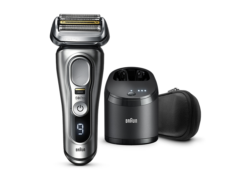 Series 9 Pro 9467cc Wet & Dry shaver with SmartCare center and travel case,  silver.