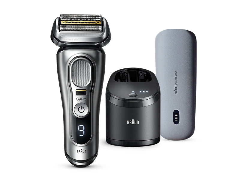 Series 9 Pro 9477cc Wet & Dry shaver with SmartCare center and 